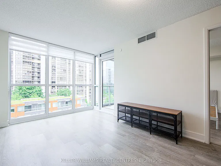 88 Sheppard Ave E #511 — Photo 9