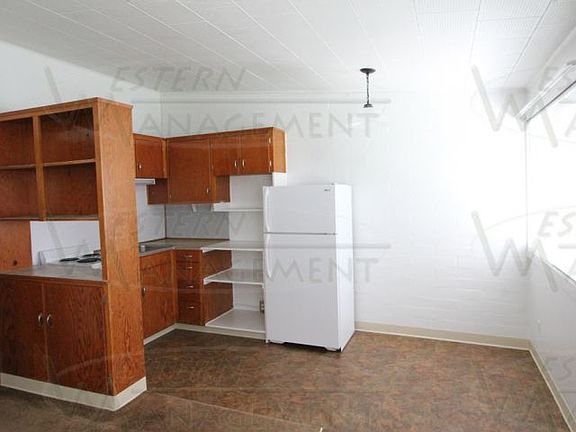 3rd image of 829 Avenue C APT 2