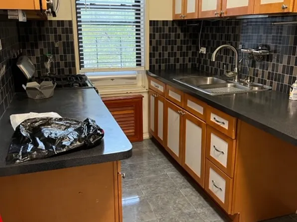 3021 Avenue Z image 11 of 12