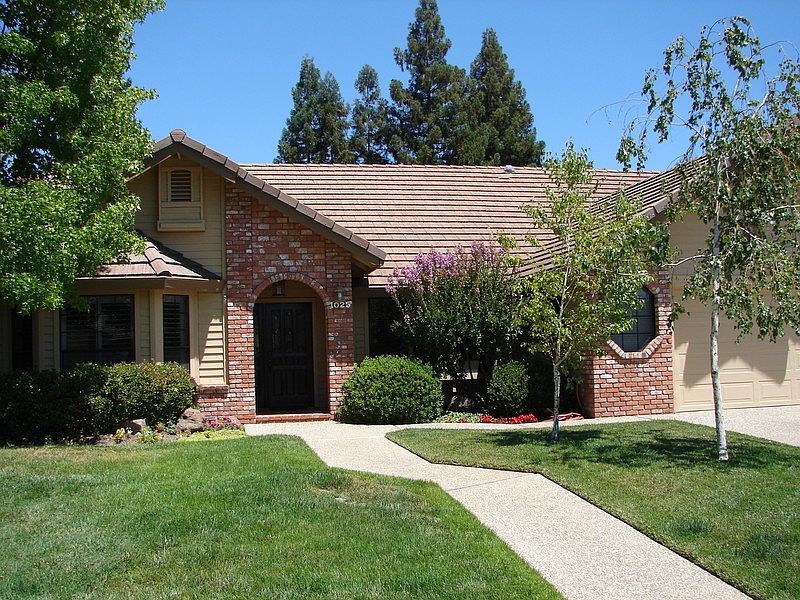 1st image of 1025 Chippendale Way