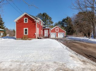 47 Bucknam St, Mechanic Falls, ME 04256