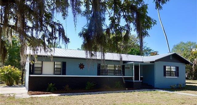 1st image of 2666 1st St
