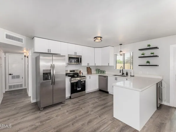 335 S Harris Drive, Mesa, AZ 85204