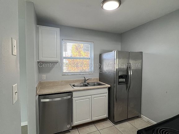 3rd image of 149 Cory Ln