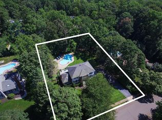 21 Laird Rd, Middletown, NJ 07748