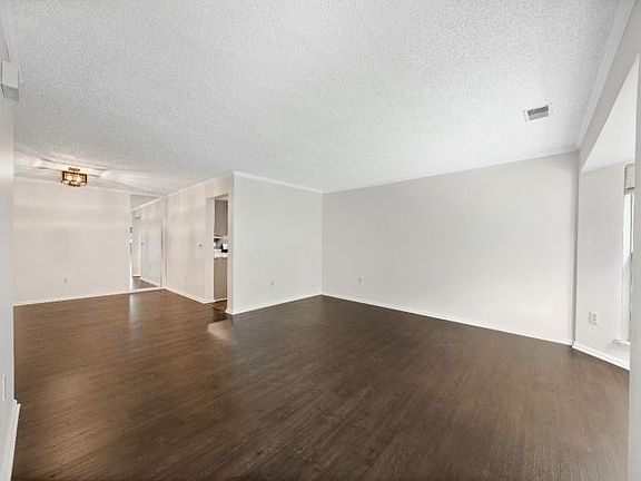 4th image of 3508 French Dr