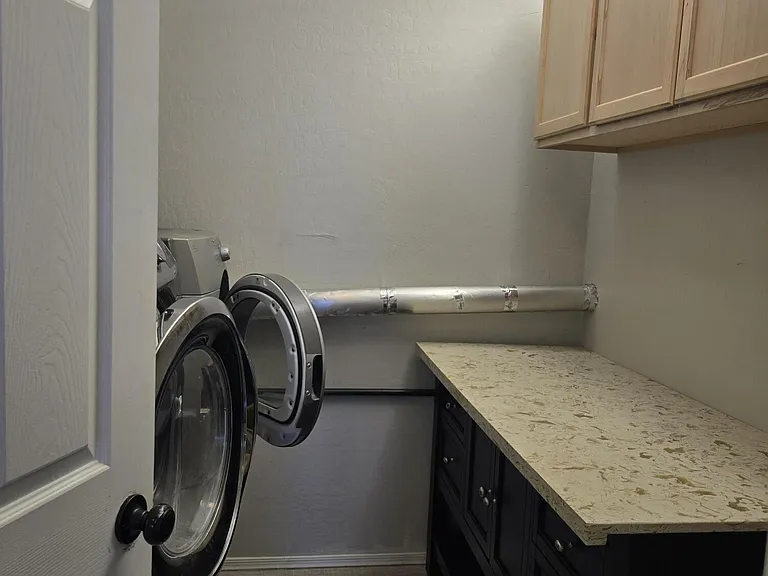 1133 E Butler Dr — Photo 14