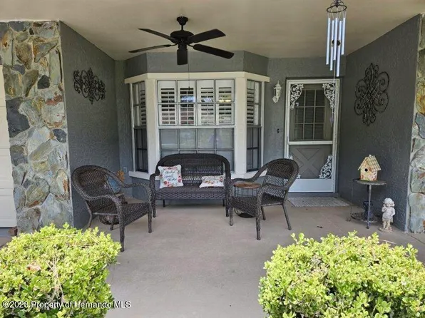 2271 Pebble Beach Dr, Spring Hill, FL 34606