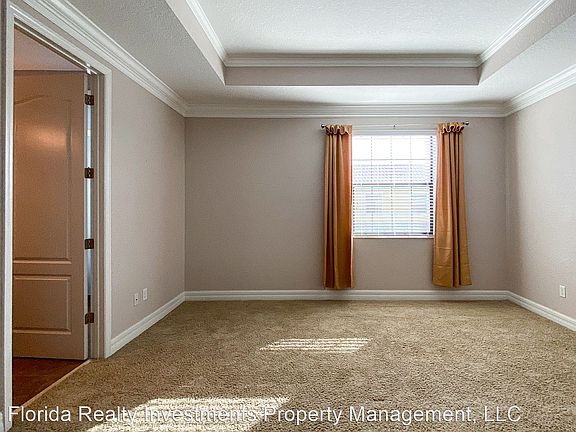 3rd image of 10028 Eagle Creek Center Blvd
