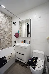 Rented by Rennit Inc.