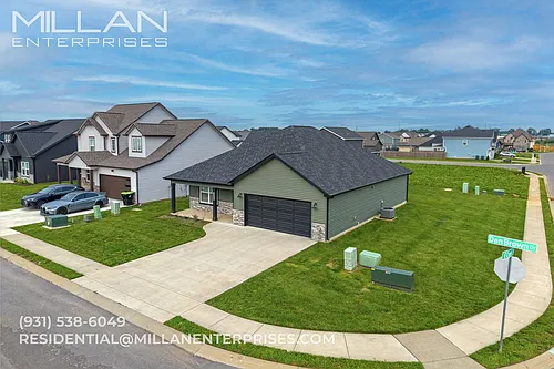 1446 Dan Brown Dr Photo 1