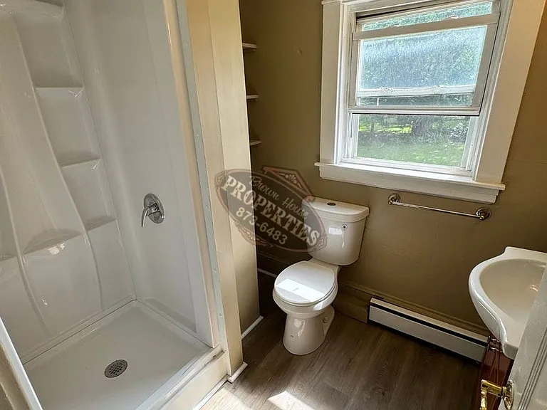 65 Kennedy Memorial Dr — Photo 8