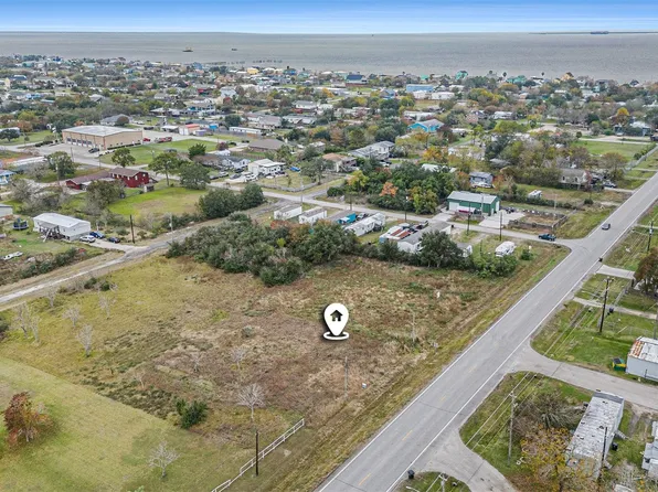 0 9th St, Dickinson, TX 77539