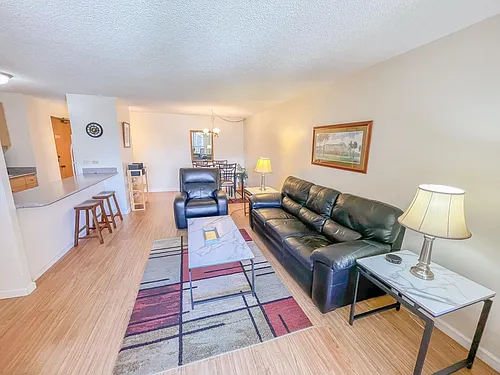 1778 Ala Moana Blvd Photo 1