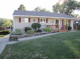 2920 Illinois Ave, Dubuque, IA 52001