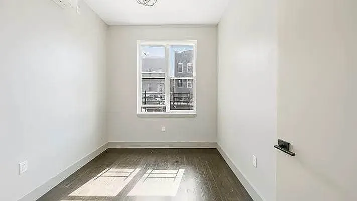 85 Stanhope St #1A — Photo 7