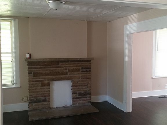 4th image of 414 S Wayne Ave