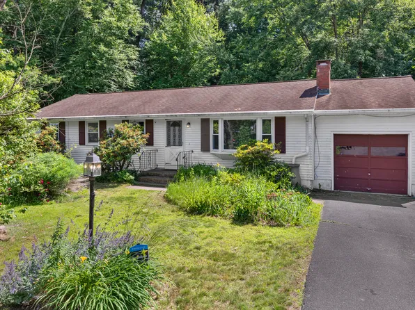 111 Farmstead Road, East Hartford, CT 06118