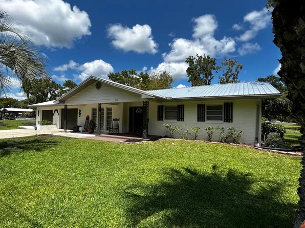 138 Hicks Ave, Crescent City, FL 32112