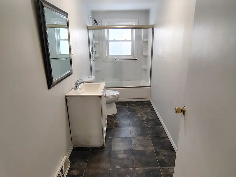 2703 Tremper Ave — Photo 9