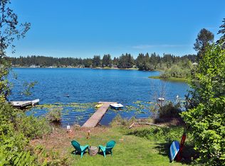 6599 Wintergreen Dr, Clinton, WA 98236