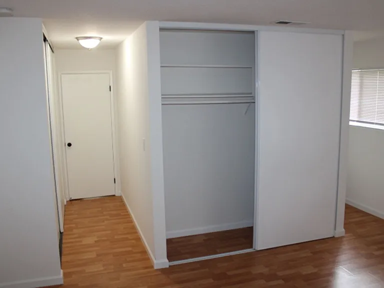 2152 Bluejay Cir — Photo 8