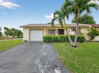 5299 Copper Leaf Cir, Delray Beach, FL 33484
