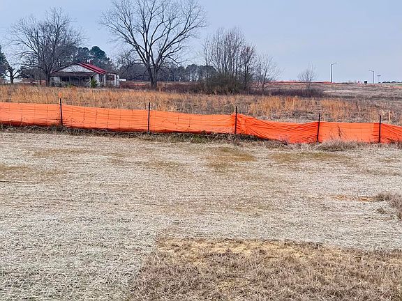 2nd image of 160 Galway Rd