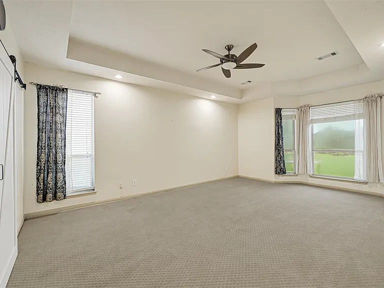 13911 Blue Vista Dr — Photo 11
