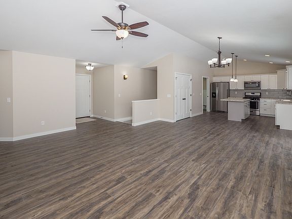 4th image of 7719 Stermer Dr