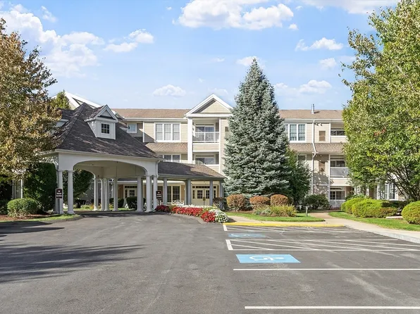 1117 Emerald Ct, Tewksbury, MA 01876