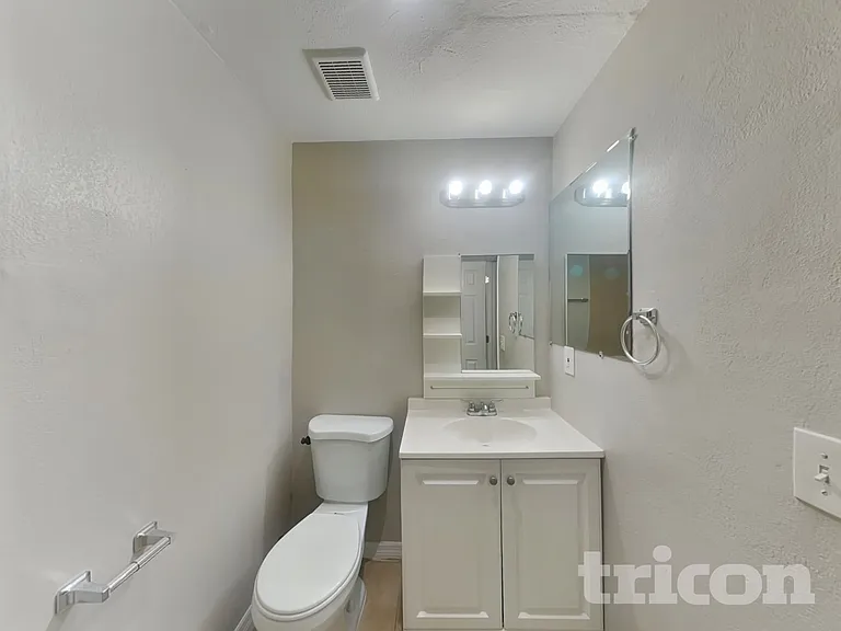 8636 Oriole Ln — Photo 8