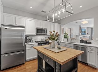 8210 Golden Valley Rd, Golden Valley, MN 55427