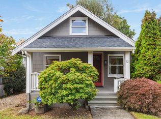 921 N 87th St, Seattle, WA 98103