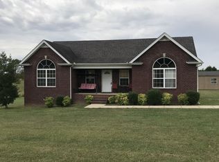 347 Freeland Rd, Portland, TN 37148