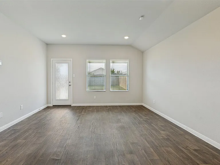 195 Coralbean Dr — Photo 12