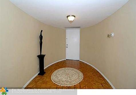 3rd image of 4100 Galt Ocean Dr APT 1401