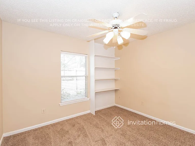 11836 Lake Fern Dr — Photo 13