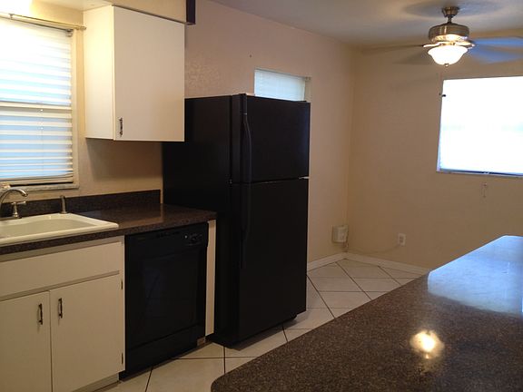 4th image of 8709 N 46th St