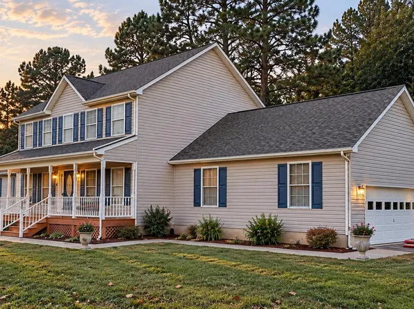111 Azalea Rd, Colonial Beach, VA 22443