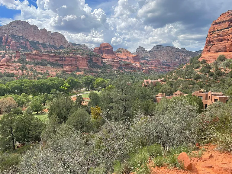 Gorgeous Sedona, only 90 minutes from door.