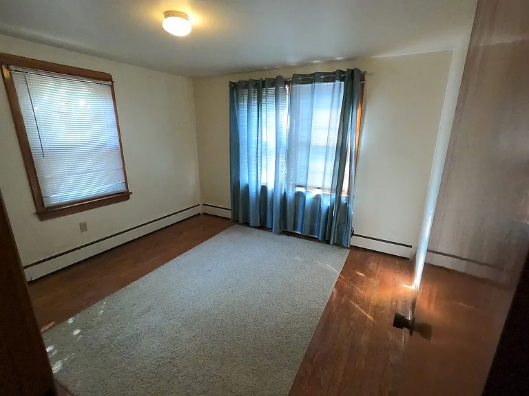 509 Beachgrove Dr — Photo 10