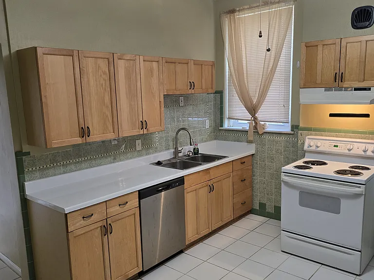 2512 Homestead Pl #1 — Photo 7