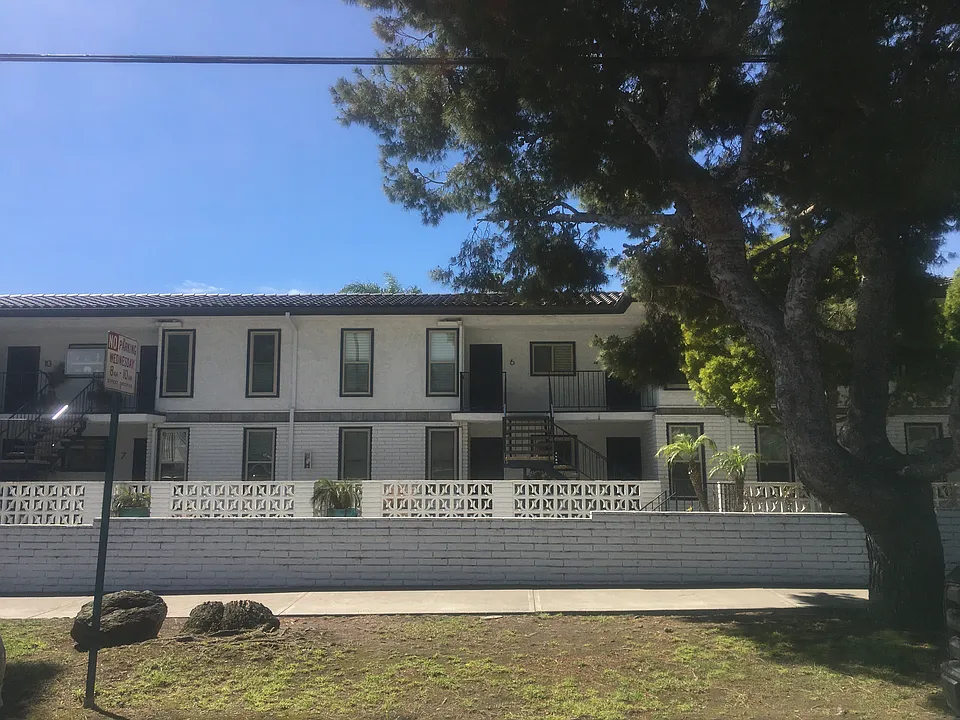 24242 Santa Clara Ave #4