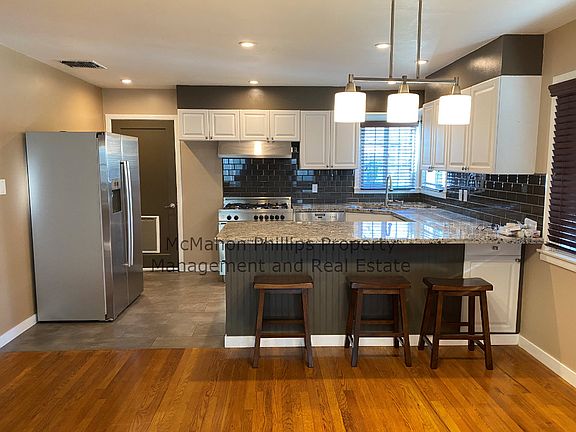 4th image of 2329 Murieta Way