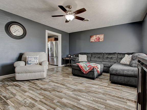 4th image of 181 Greenhill Way