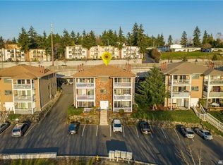 28426 16th Ave S APT 1, Federal Way, WA 98003