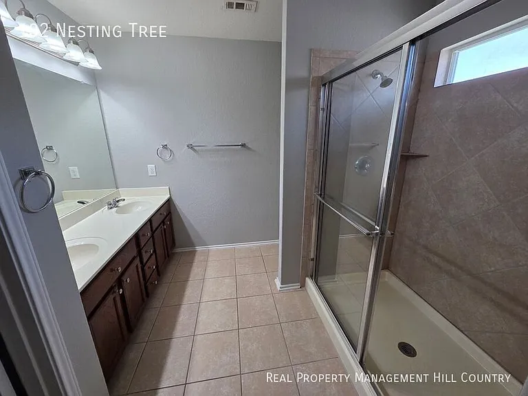 102 Nesting Tree — Photo 19