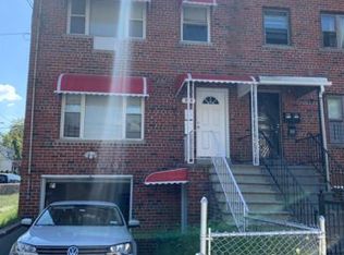 944 Cranford Ave, Bronx, NY 10466