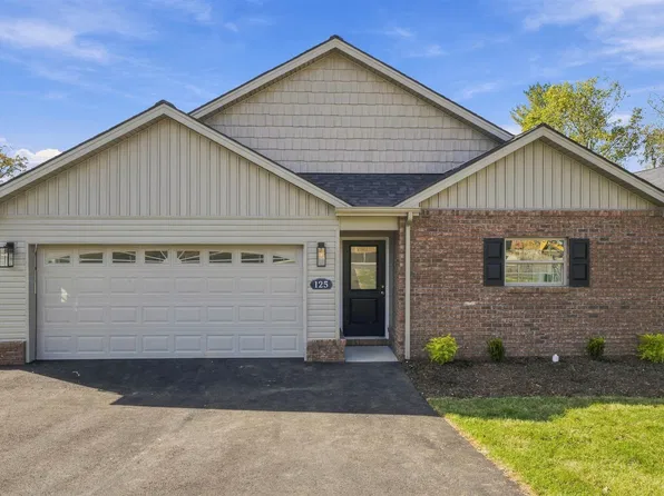 125 Naomi Ln, Radford, VA 24141